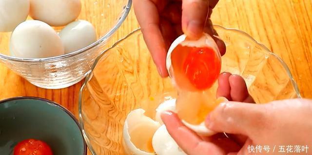 早餐|早餐店一个糯米鸡卖10元,教你在家做,软糯鲜香,出锅简单美味