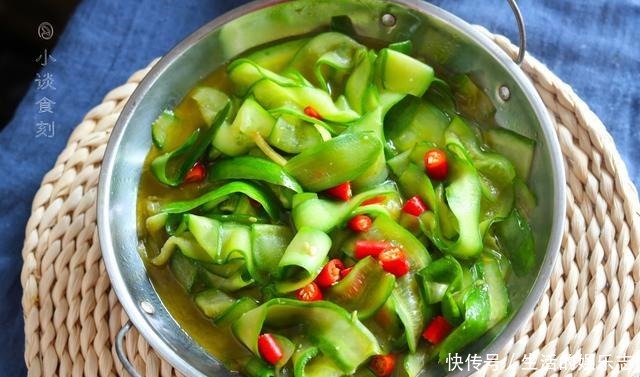 好吃|过年油腻多,不如提前学会这道菜,端上桌清香扑鼻,好吃又解油腻