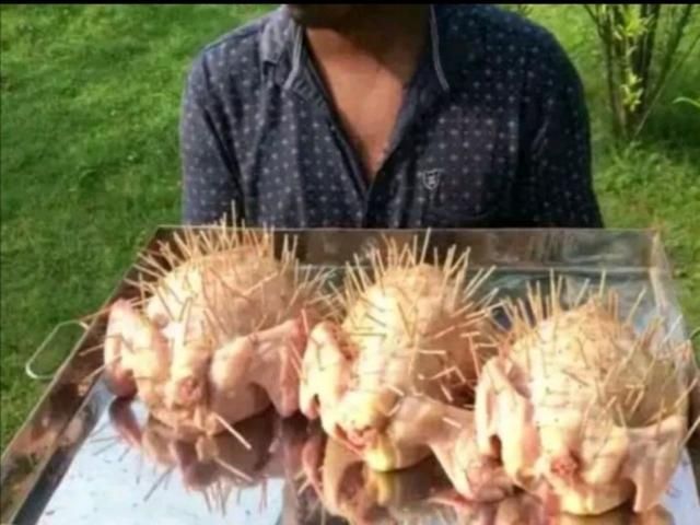 效果|印度三哥为吃炸鸡,给鸡狂扎400根牙签,出锅时效果让人惊讶