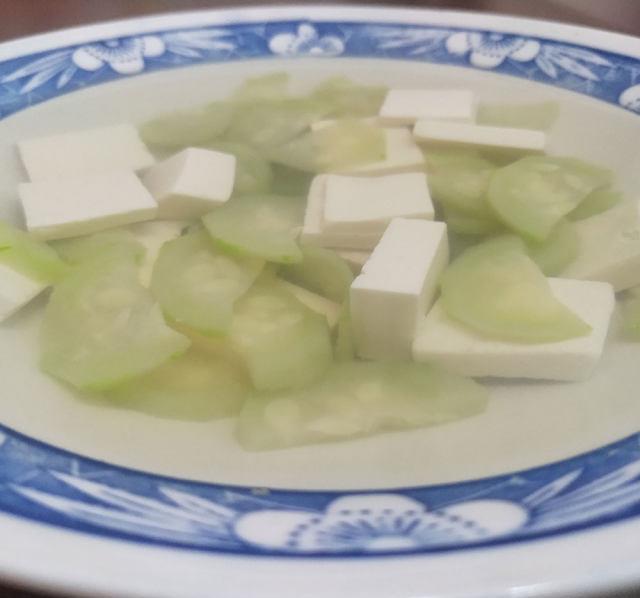 夏日|丝瓜豆腐汤,夏日清淡解暑降温汤