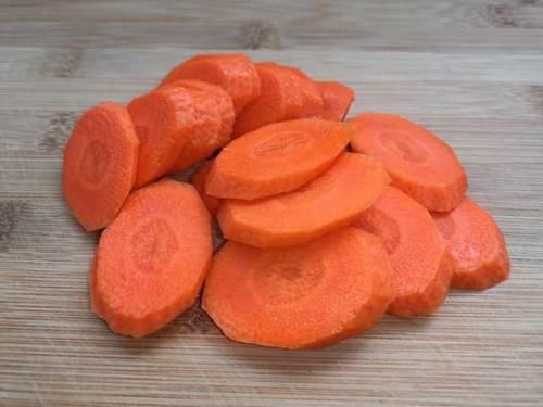 春天|春天,这菜多给孩子吃,上锅蒸一蒸,10分钟上桌,少盐少油又清爽
