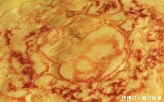  搅拌均匀|小米别再熬粥了，一个鸡蛋，一包牛奶，那样做好吃又营养