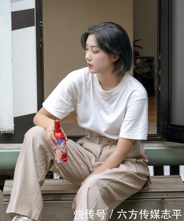 跟着|早秋就跟着博主穿卫衣，太洋气了吧！