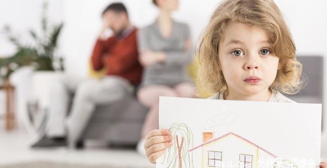  越来越|4个习惯会让孩子越来越笨，甚至抑郁，优秀家长马上住手