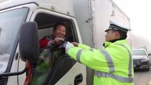 交警|交警提醒:C1驾照不能开这几类车,一旦发现绝不姑息