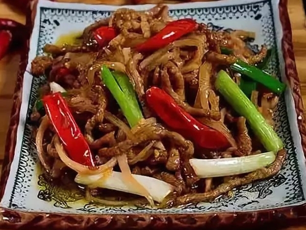 翻炒均匀|几道色香味俱全的家常菜,麻辣鲜香,色泽诱人,年夜饭餐桌必备哦