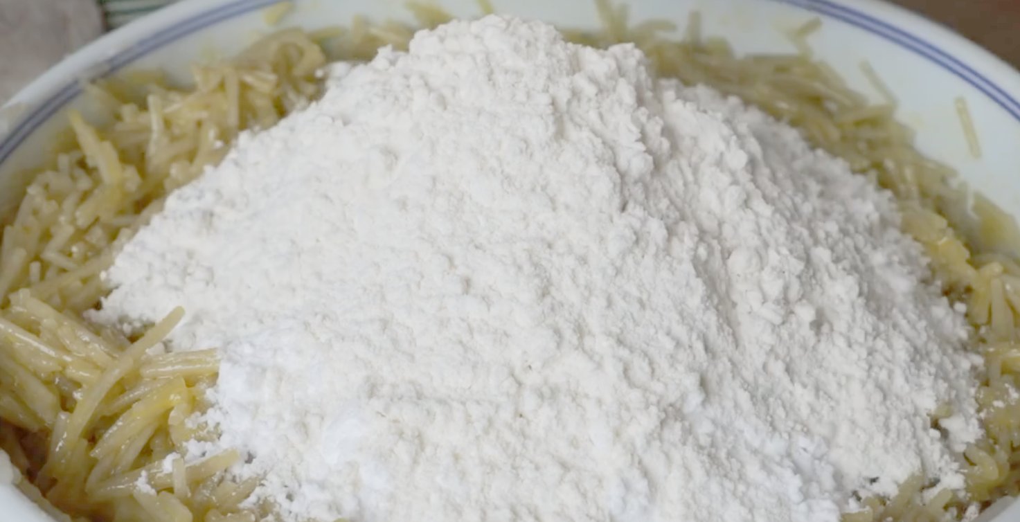 炖着|粉条不要炖着吃了,咱们换个新吃法,一口酥脆,一碗下去真舒坦