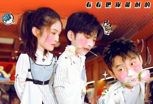 杨颖|蔡徐坤腿究竟有多长沙溢要求他做5个俯卧撑后,杨颖意外被圈粉