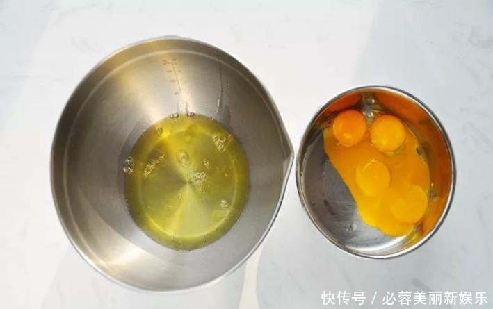 蛋糕店|咸甜适口的肉松小贝,你还在花钱去蛋糕店买吗?其实做法超简单