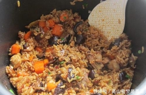 鸡肉|一家三口的午饭,在朋友圈火爆了,一锅饭上桌,点赞蹭蹭涨,下饭