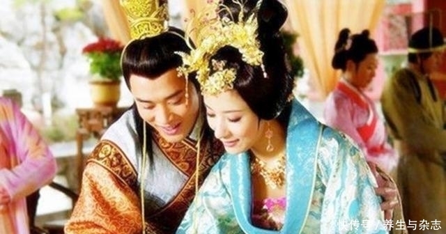  女人|皇帝喜欢大自己19岁的女人, 爱得死去活来, 女人死了他也跟着死了