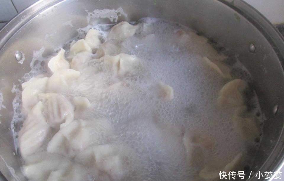 白菜|冬天用它包饺子, 比肉馅香100倍, 皮薄馅大1周吃2次, 乳腺不生病