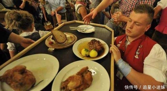 中国|在德国吃了大闸蟹,给了400元准备走,立马就被德国老板叫住