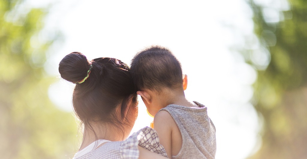 妈妈|忍了十年，全职妈妈选择了离婚女人不离婚，不是因为不敢