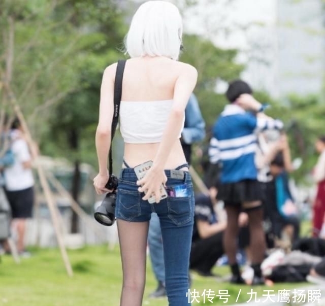 裤子|银发小魔女, 裤子只剩“一条腿”, 网友: 另一条送我