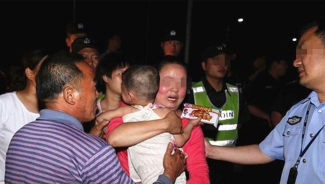 远离|人贩子越来越多,这三种人要让孩子远离,否则后悔都来不及