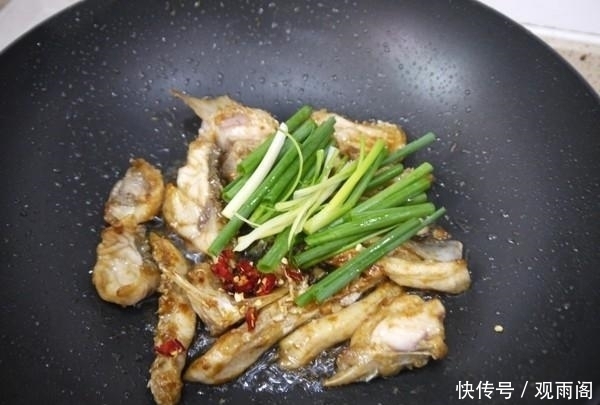 家家|白酒最怕的解药,不是浓茶?家家都有,酒前吃不易醉还护肝