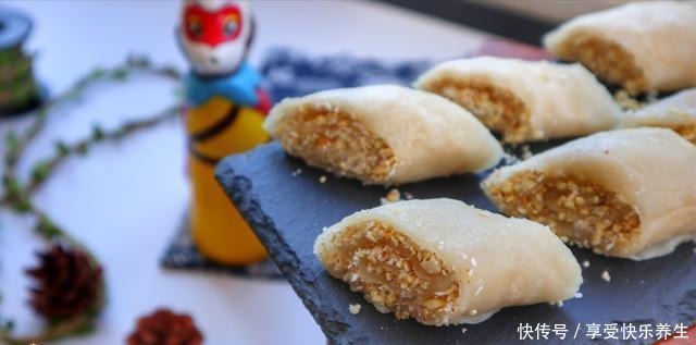 油条|早餐,别总吃包子油条,这点心也不错,软糯香甜,每一口都有惊喜