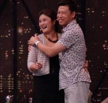  胡亚捷|胡亚捷与妻子3次离婚大战，为何不但没得逞反而还“割地赔款”？