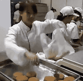 后备箱|搞笑GIF:铲屎的,告诉你,赶紧把我放了,否则我拆了你的后备箱