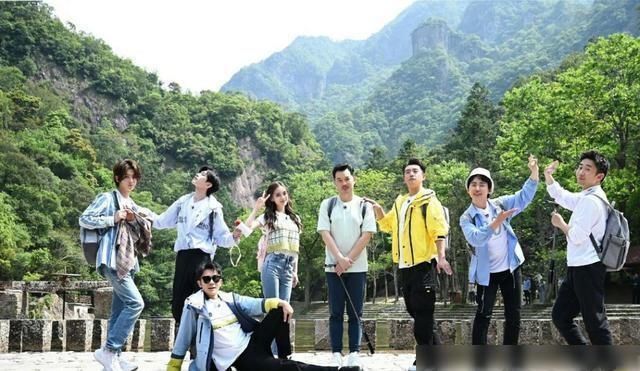 MC|跑男为什么宁愿让蔡徐坤做MC,也不让鹿晗回归看了原因做得对