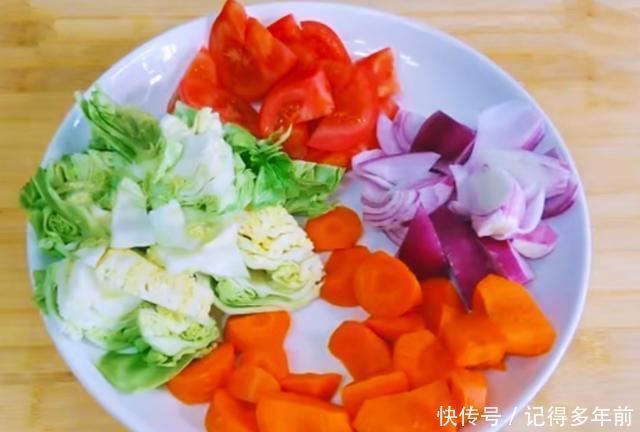 罗宋汤|寒露后,要记得给家人多喝此汤,顺应时节焖一锅,暖胃驱寒又营养