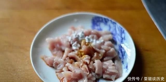 秋天|秋天就吃这道菜,荤素搭配味道好,1顿饭吃这1道菜就够了!