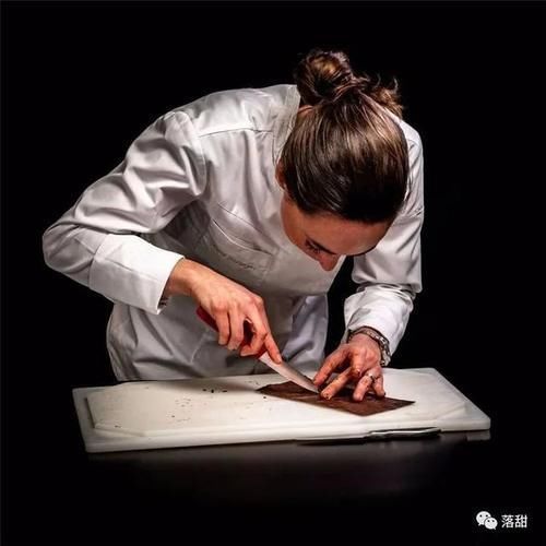 样子|杂谈灿金巧克力蛋糕如何把蛋糕做成普通人吃不起的样子