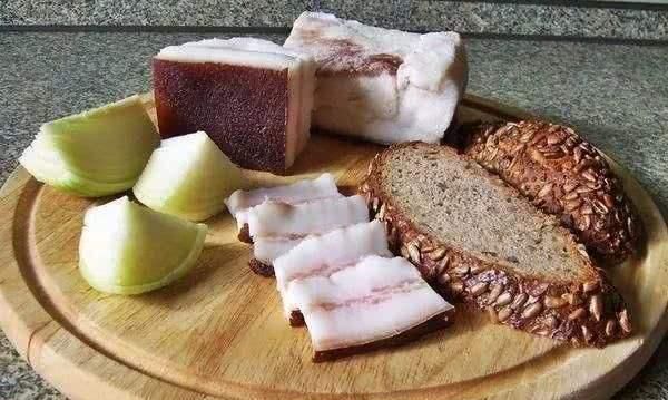 东北|“战斗民族”俄罗斯的“硬核”下酒菜，东北爷们都摇头无福消受