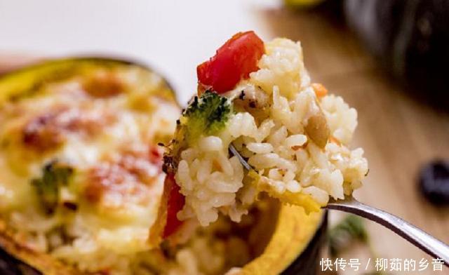 鲜美|来一道南瓜芝士焗饭,这么做鲜美清甜,每一口都留有余香