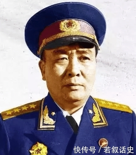 武元甲|开国中将邓逸凡回忆：是什么让武元甲对陈赓叹服不已？