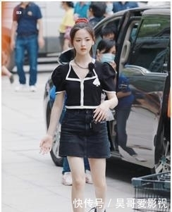 裙子|杨超越录制《中餐厅》惹争议,裙子太短,粉丝:两只手遮不过来