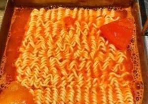 海底|去海底捞用餐,食客自带泡面,却被告知不让用餐,除非签了它