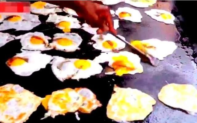 厨师|印度的鸡蛋煎为何成这样,中国厨师看完后气哭了