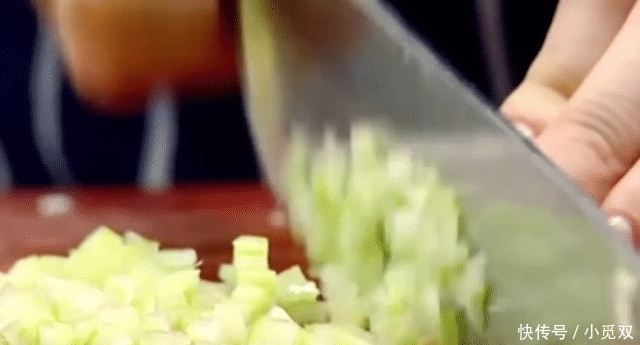 亲手|法国鹅肝多少钱?高级厨师亲手烹饪,看到成品饿了