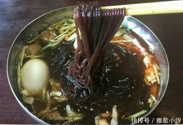 担担面|“中国十大面条”,面汤浓味鲜香,面条根根分明,你全吃过了吗?