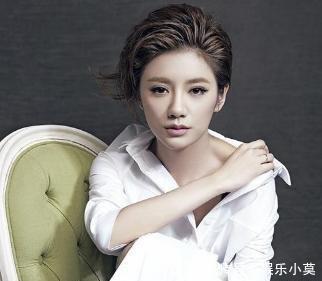 歌声|《新歌声》把赞助商“加多宝”念成“王老吉”,伊一被罚后干什么去了