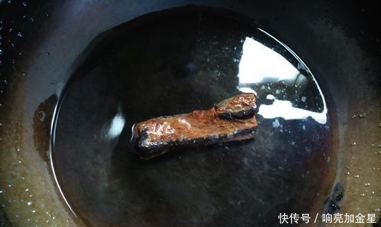 老化|这种食物是一种老化剂,医生从不让家人吃,他们建议你不要再吃了