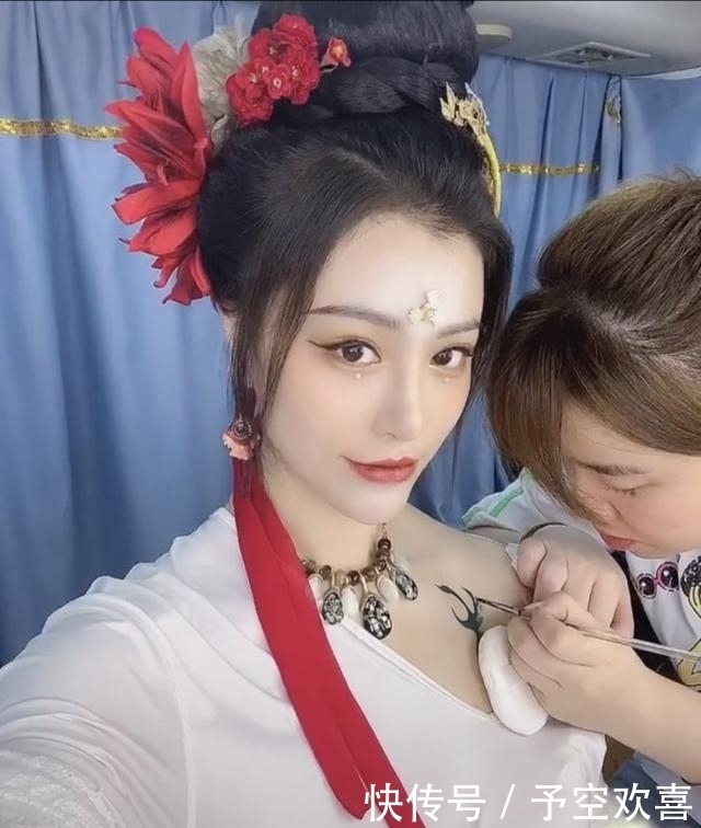 精致|刘翔的前妻现在发展的真好,进组拍戏画精致妆容,看着很高级