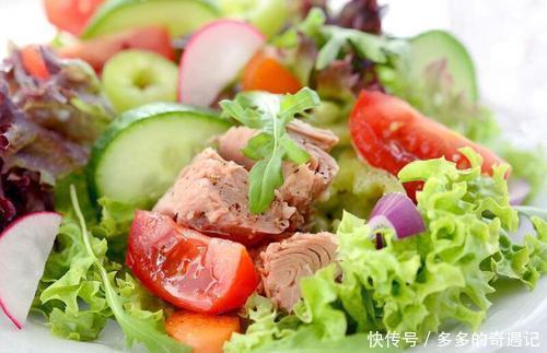  家人|天热易上火，多给家人吃这菜，维C是菠菜的3倍，开胃还败火