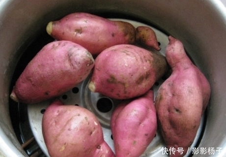 技巧|蒸红薯时,别直接就上锅,掌握3点小技巧,红薯软糯香甜糖汁多