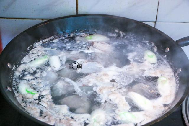  羊肉|羊肉的家常做法，没有羊骚味，肉香四溢还不腻！