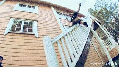  gif|搞笑gif：为了藏5元私房钱，又逼疯了一个