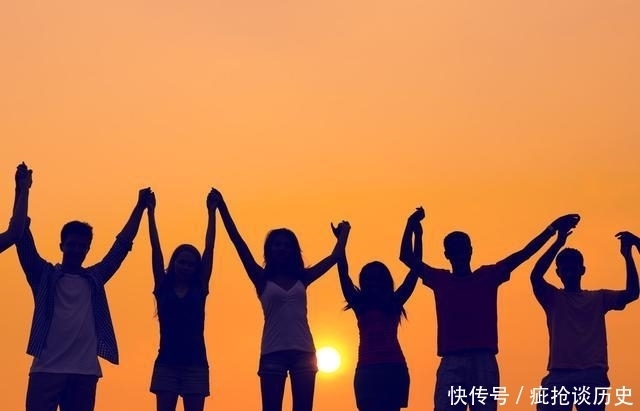 有钱|到底有人重要还是有钱重要