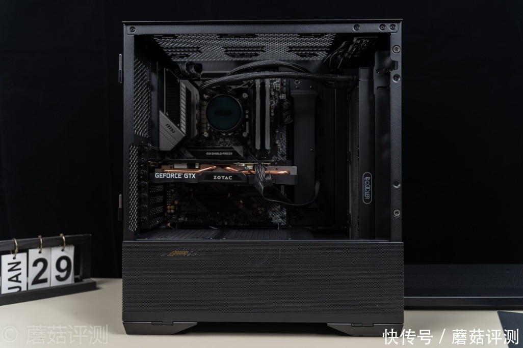  LIANLI|风道升级，散热效果媲美开放式环境、联力LIANLI 鬼斧AIR 机箱 评测