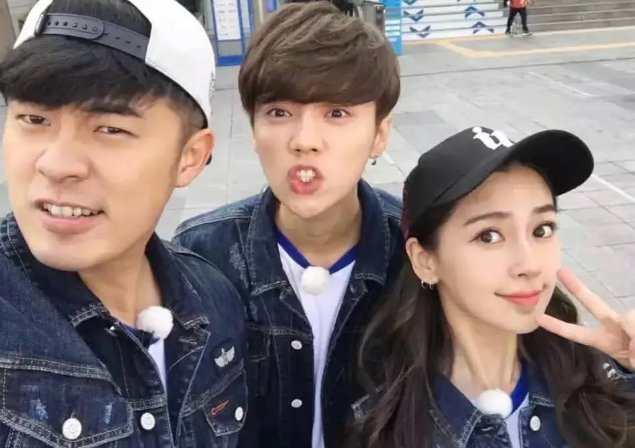 和鹿晗|他曾被跑男踢出局,邓超baby求情勉强留下,如今和鹿晗成为兄弟