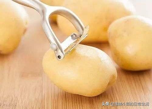 用我们刚才|土豆在裤子上擦一下,解决了好多人的大烦恼,还不清楚就吃大亏了