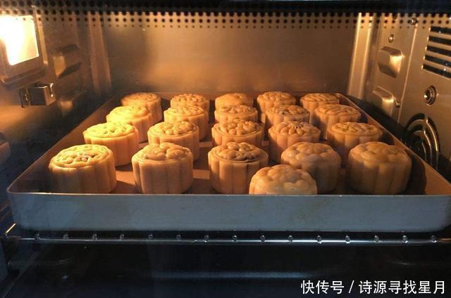 莲蓉|月饼节不油腻!动手自制营养又健康,广式莲蓉蛋黄月饼详细教程