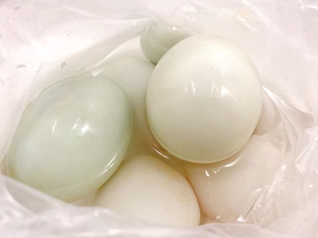 冰箱|吃不完的咸鸭蛋,千万别直接放冰箱大厨教您一招,放1年都新鲜