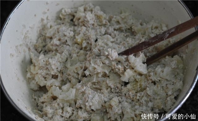 蓬松|秋天不用早起,早餐吃它最省事,不用发酵也蓬松,比馒头更香